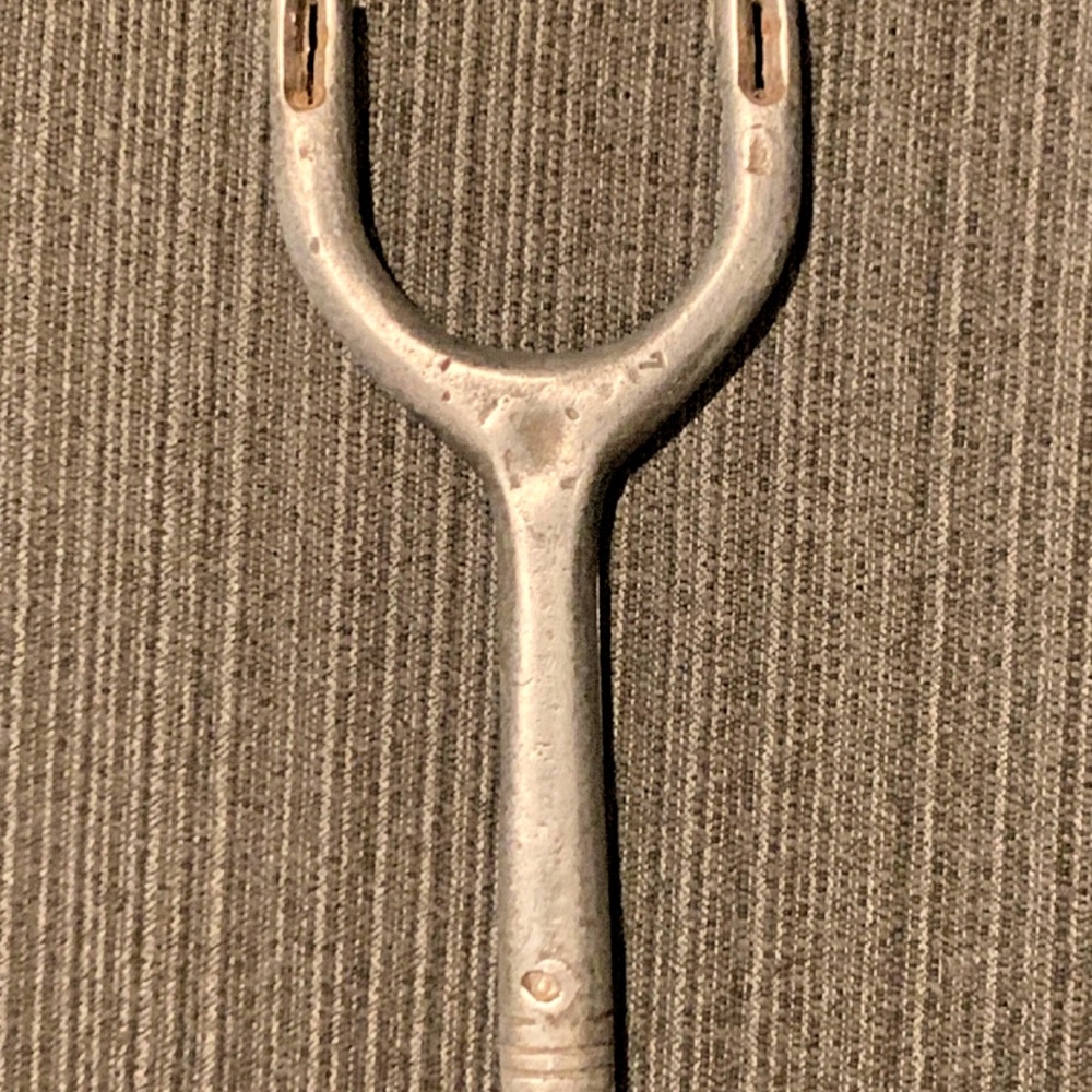 S O L D   Vintage Cast Aluminum No. 7 Collectible Slingshot